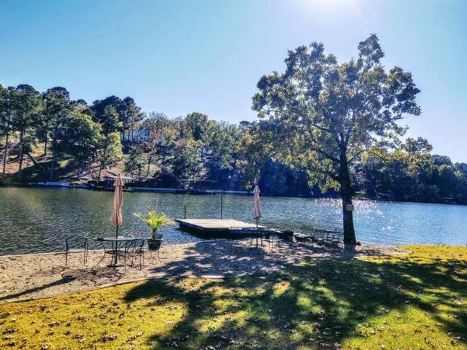 #02 - Unique Lakeside Studio Cottage- Pet Friendly Гот-Спрінґс Екстер'єр фото